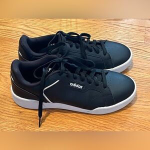 Women’s Black adidas sneakers. Size 6.5